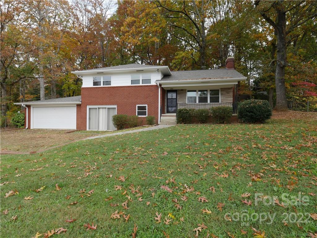 1011 8th Avenue Southwest Conover, NC 28613 - Photo 1 of 20 Gallery Image 1