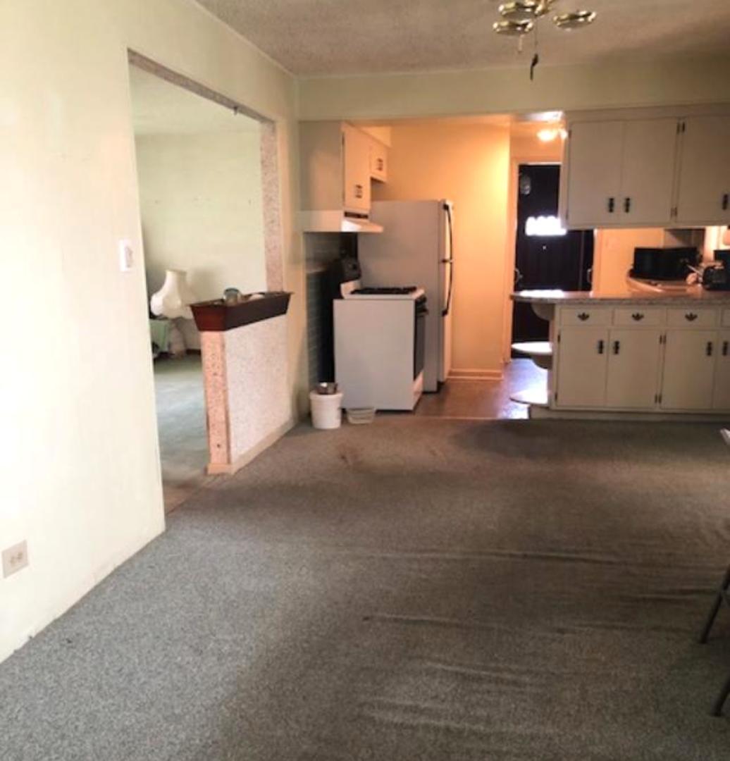 8155 Rutherford Avenue Burbank, IL 60459 - Photo 3 of 15 Gallery Image 3