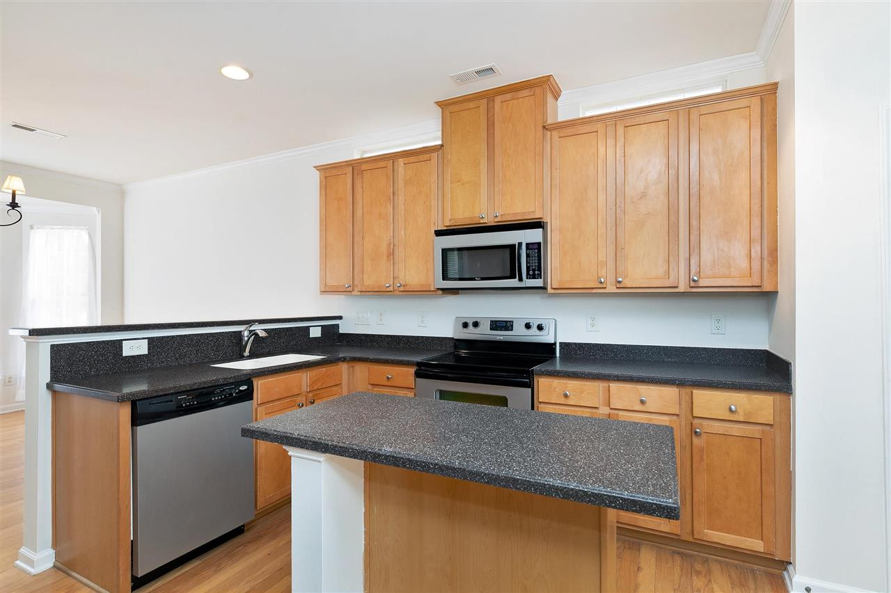 8413 Whisper Ridge Place Raleigh, NC 27613 - Photo 10 of 30 Photo 10
