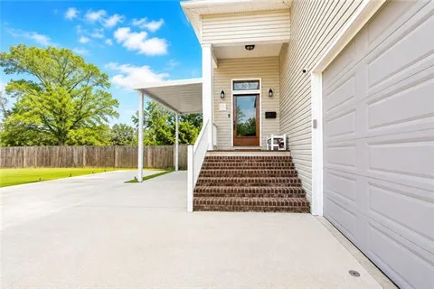 $485,000 | 307 West Magnolia Street, Ponchatoula, LA 70454