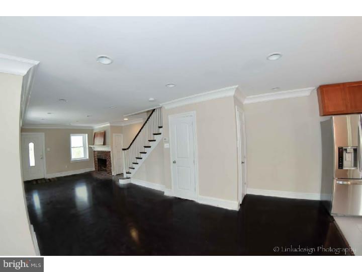 1801 Wynnewood Road Philadelphia, PA 19151 - Photo 5 of 14 Foyer