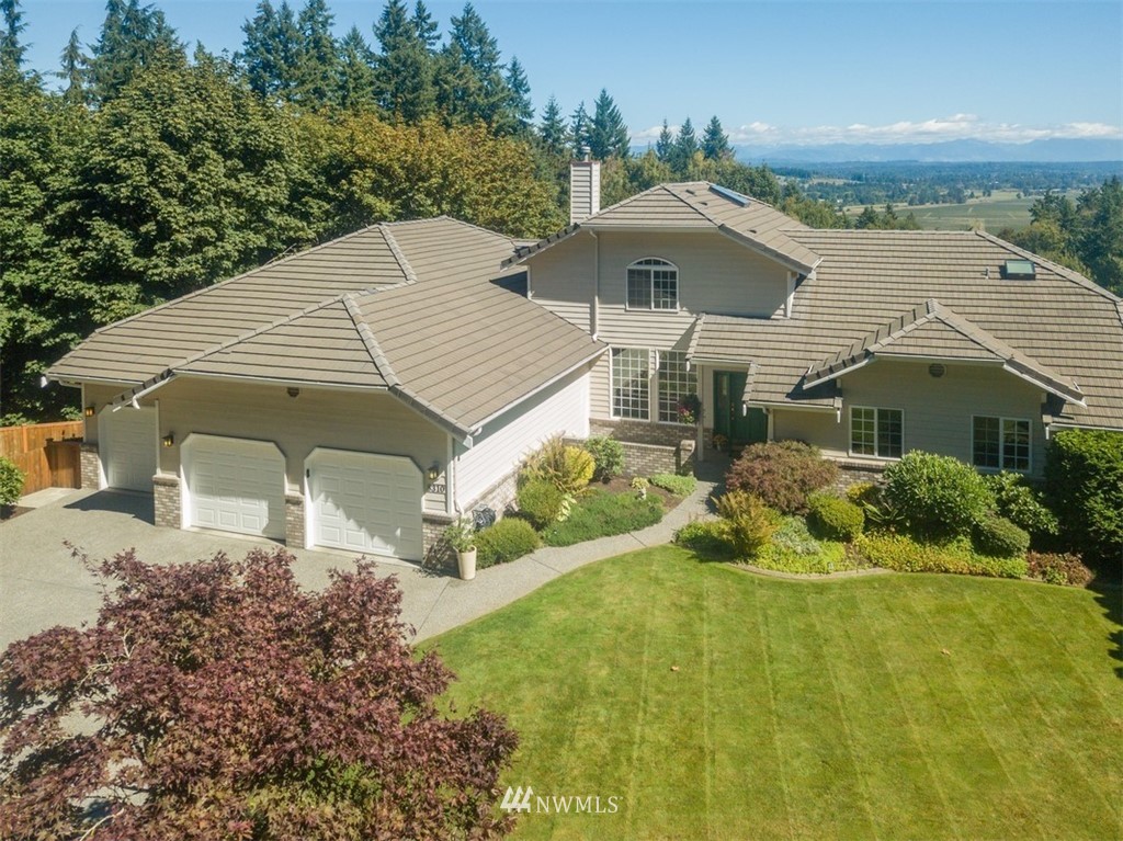 8310 Rim Drive Everett, WA 98208 - Photo 1 of 27 Gallery Image 1