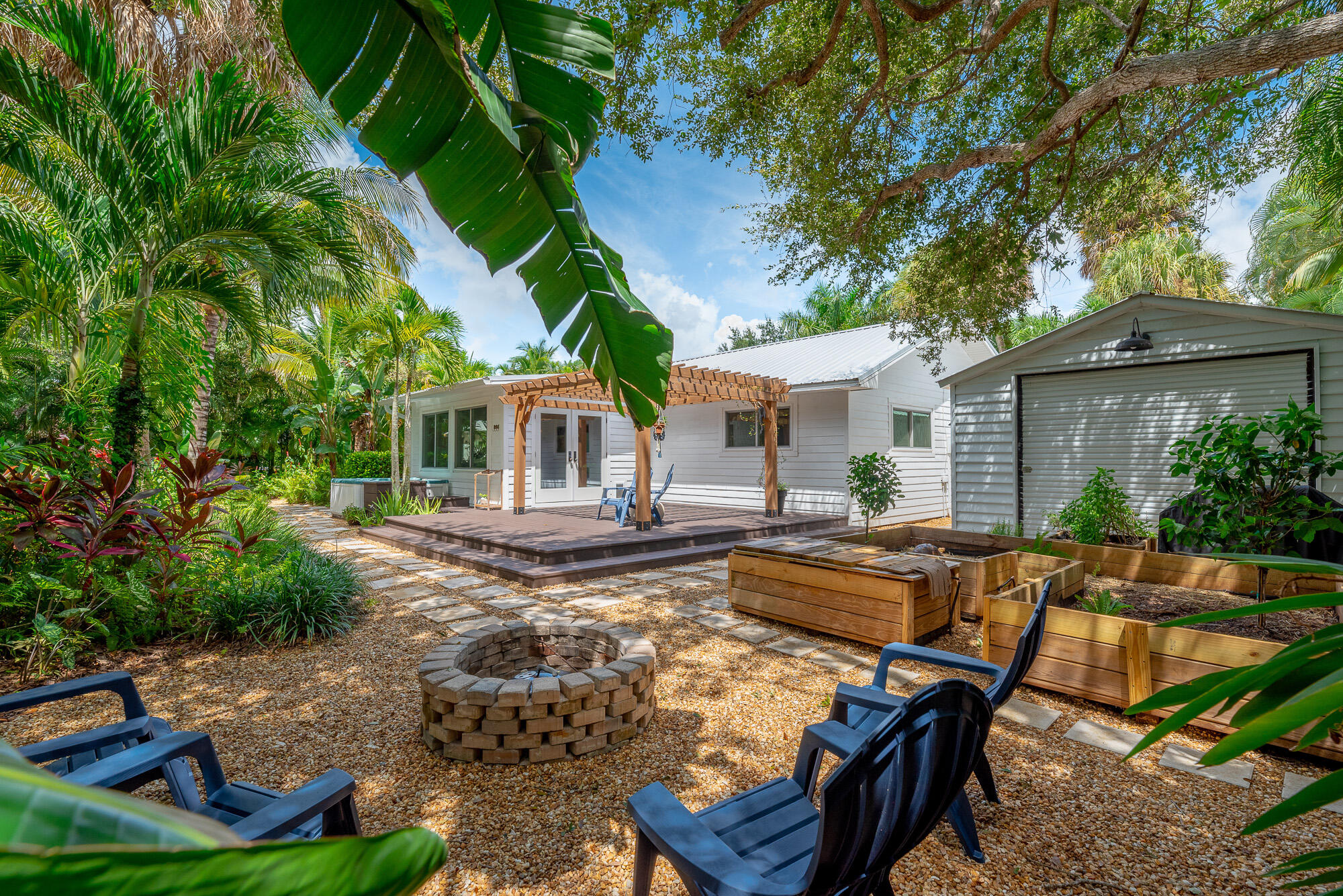 547 Southwest Riverview Street Stuart, FL 34994 - Photo 43 of 47 547 SW Riverview St, Stuart, FL 34994-29