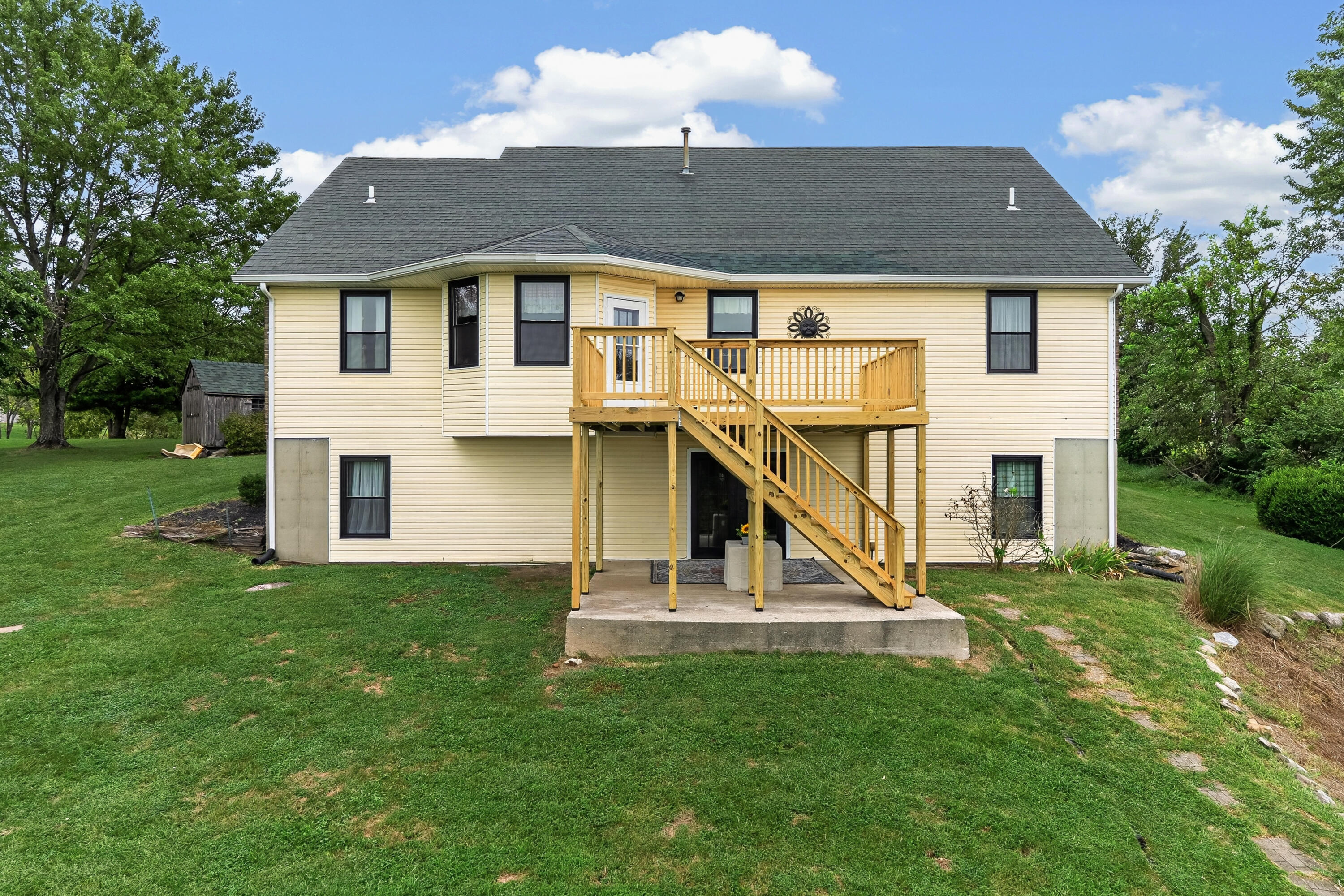 341 Fairview Road Williamstown, KY 41097 - Photo 34 of 40 Fairview-8