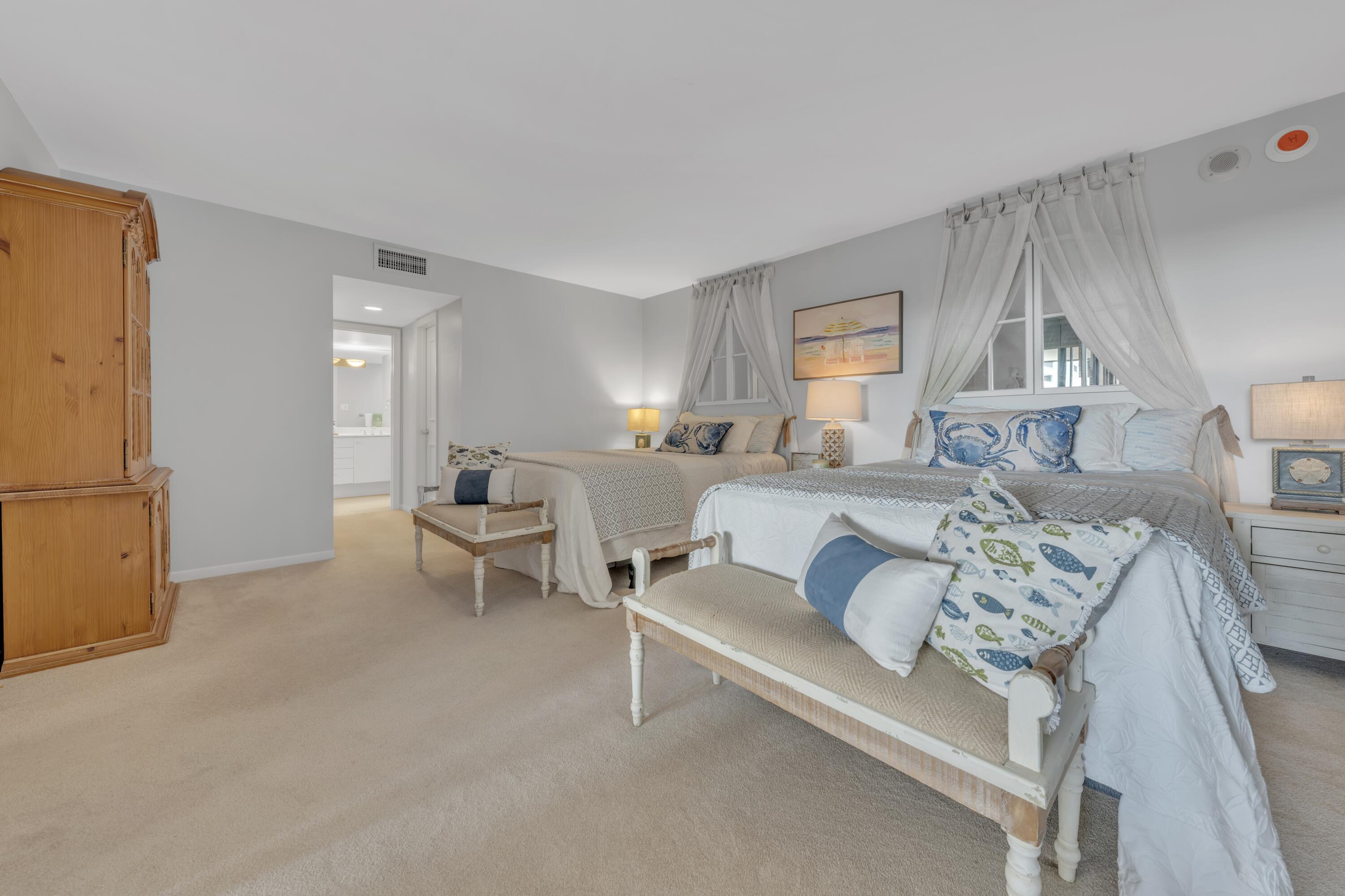 5380 North Ocean Drive, Unit 4A Singer Island, FL 33404 - Photo 42 of 75 4A Master with private bath