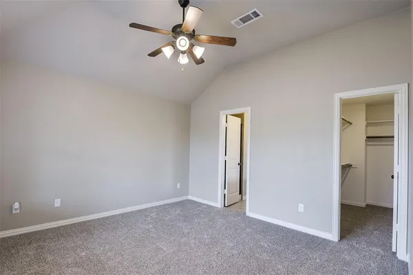 $1,900 | 205 Commonwealth Circle, Waxahachie, TX 75165