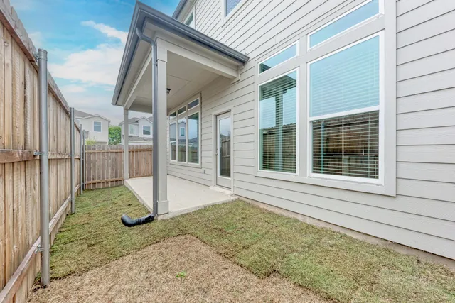 $2,600 | 2200 Luna Azul View, Unit 81, Round Rock, TX 78664