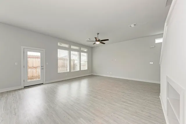 $2,600 | 2200 Luna Azul View, Unit 81, Round Rock, TX 78664