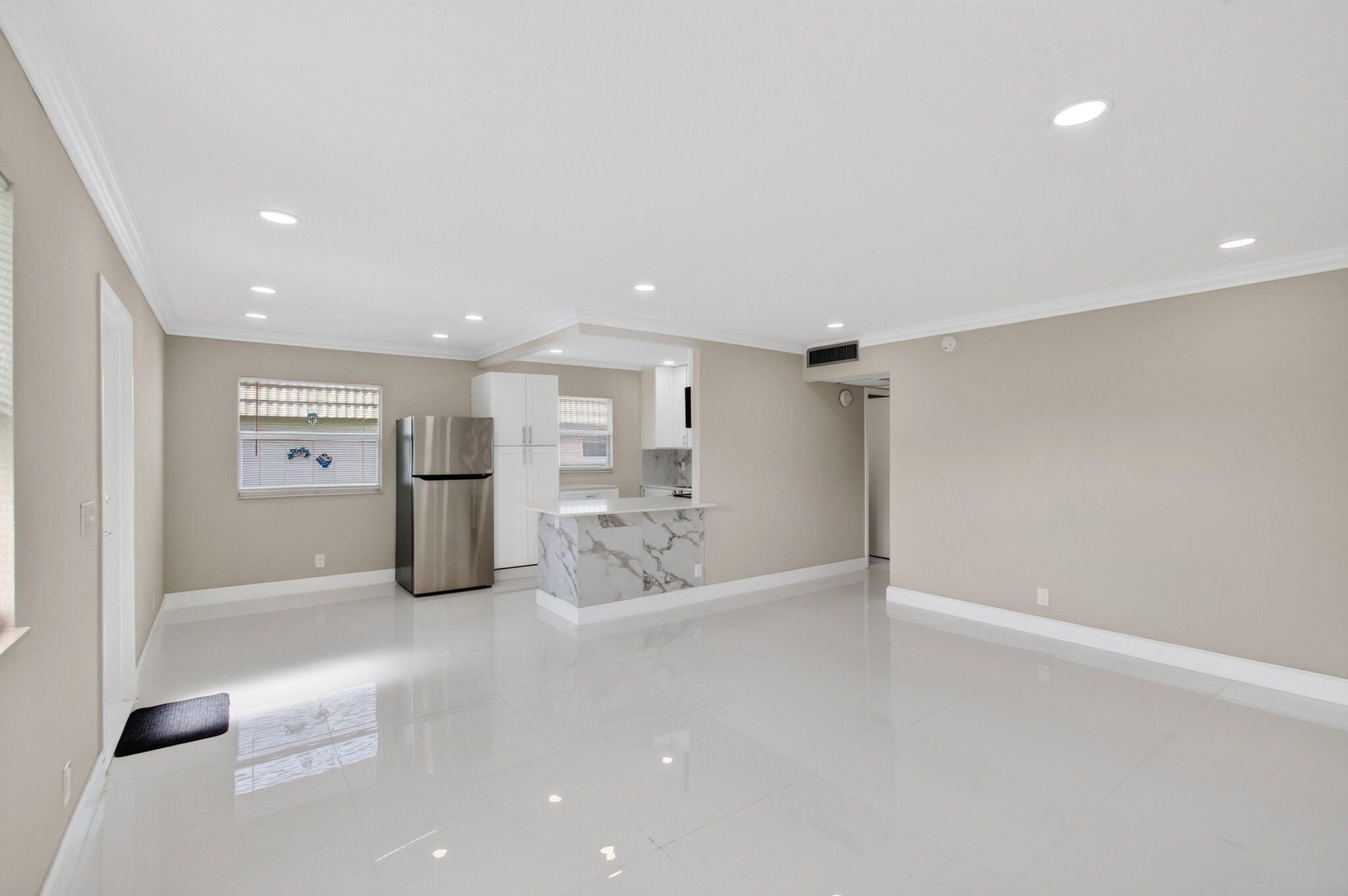 429 Flanders I Delray Beach, FL 33484 - Photo 2 of 84 14-web-or-mls-DSC_1167