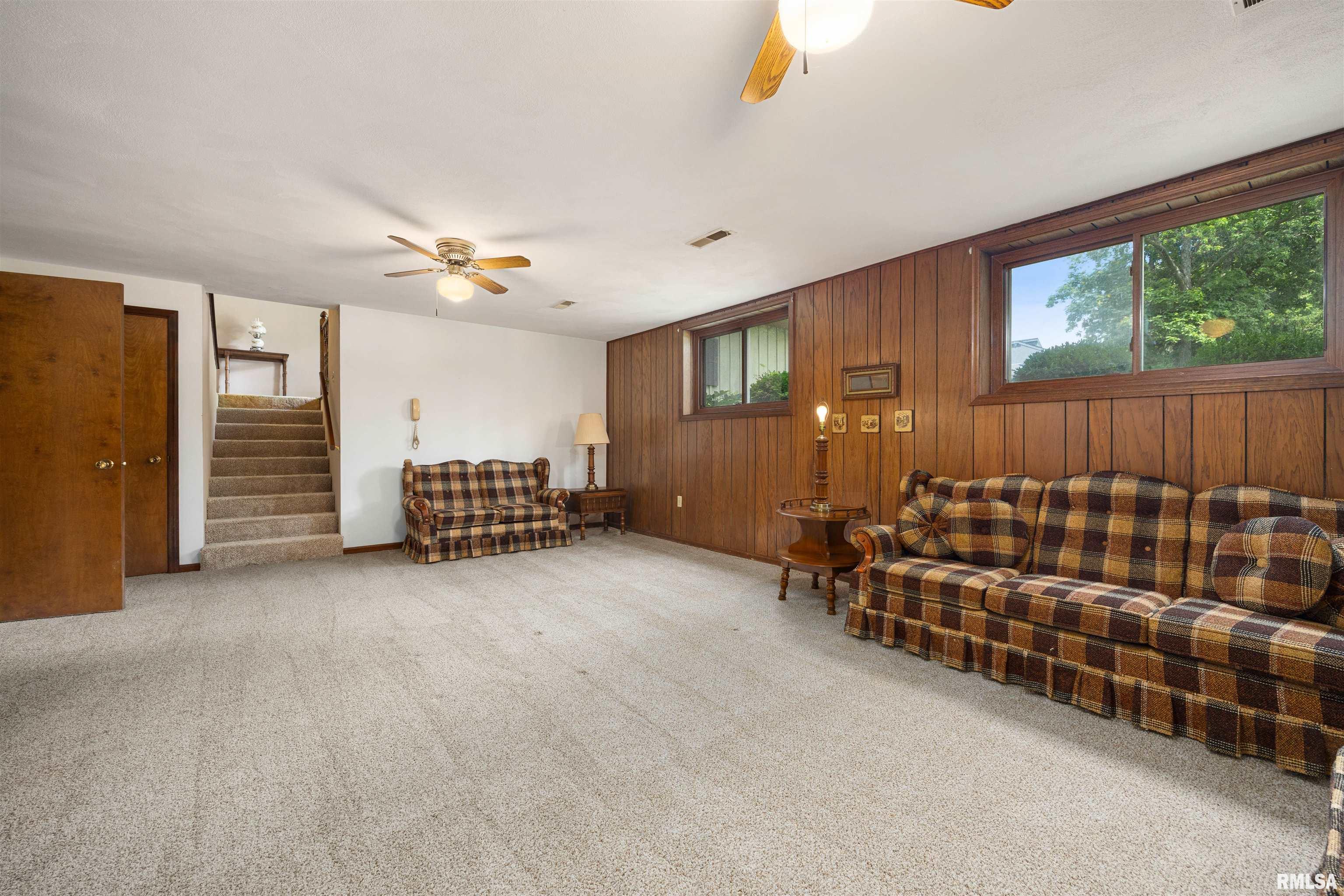 6307 North Post Oak Road Peoria, IL 61615 - Photo 28 of 45