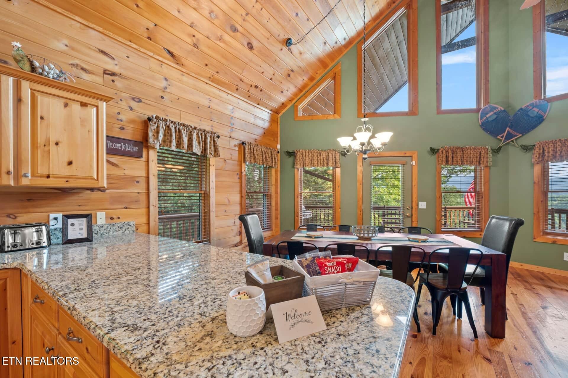 210 Meghans Way Townsend, TN 37882 - Photo 10 of 47