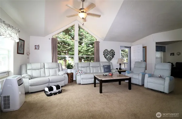 $124,900 | 1111 Archwood Drive Southwest, Unit 285, Olympia, WA 98502