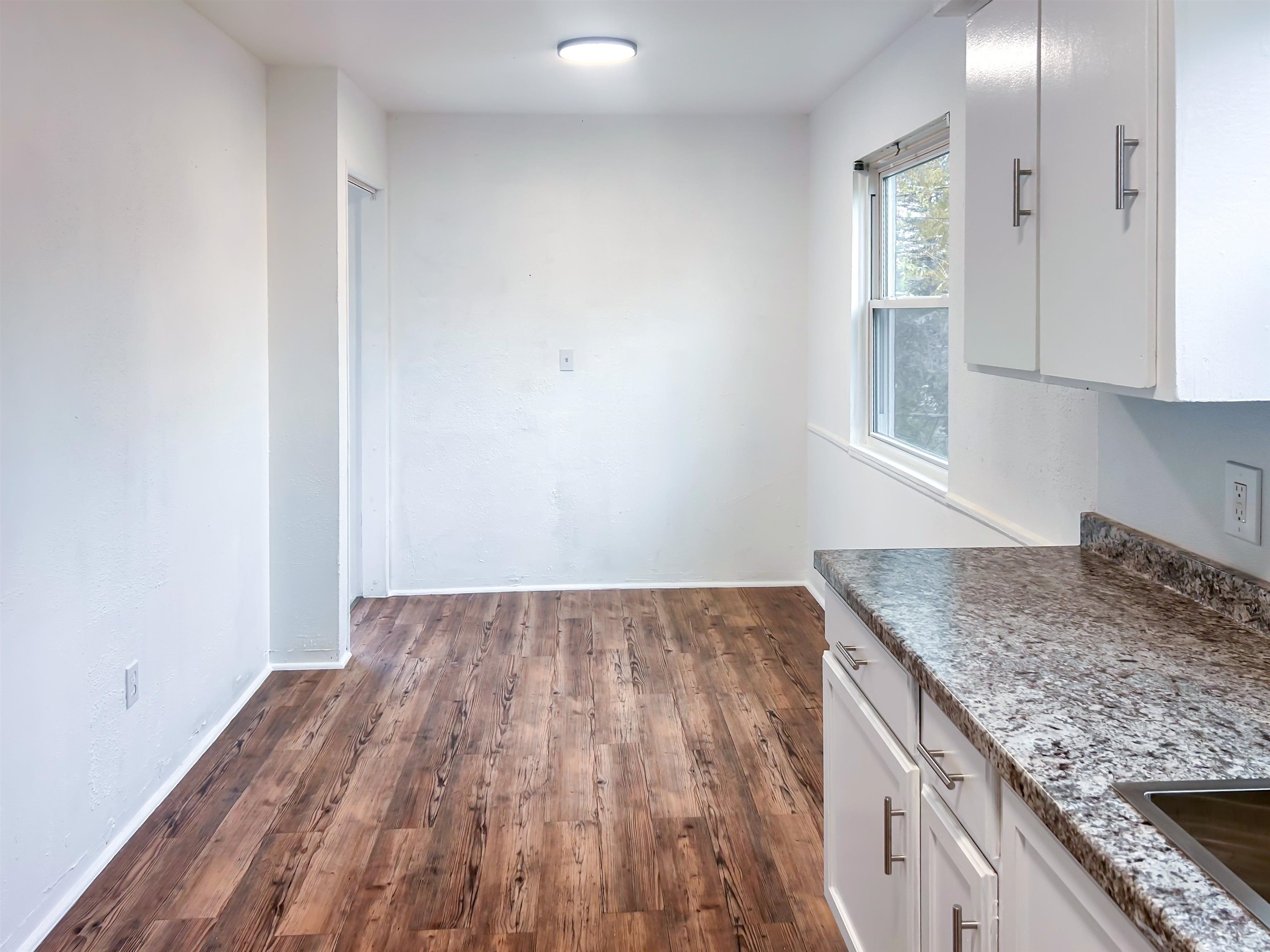 5501 Western Road Flint, MI 48506 - Photo 3 of 14 Gallery Image 3