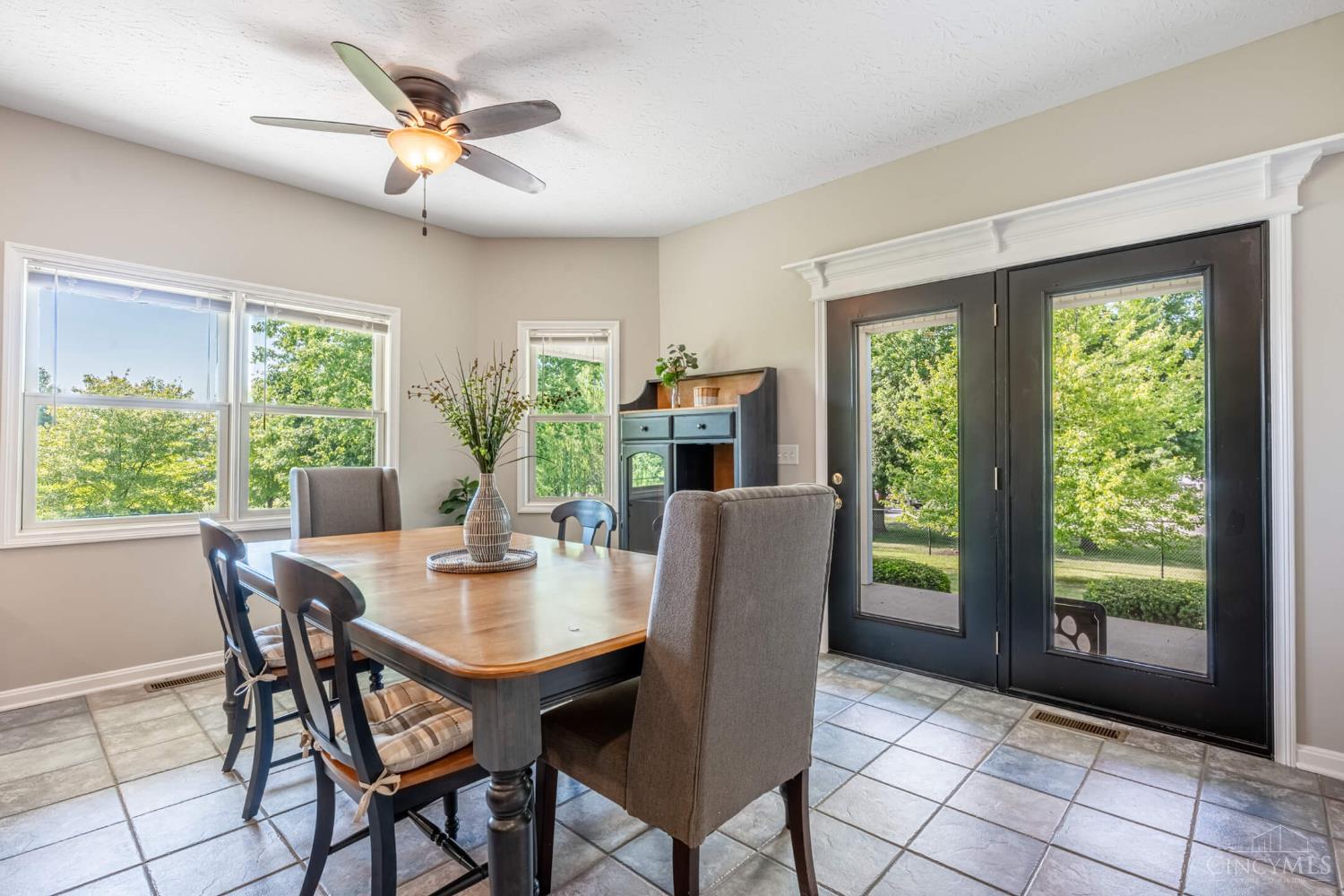 3387 Shaker Road Franklin, OH 45005 - Photo 17 of 53 Gallery Image 17