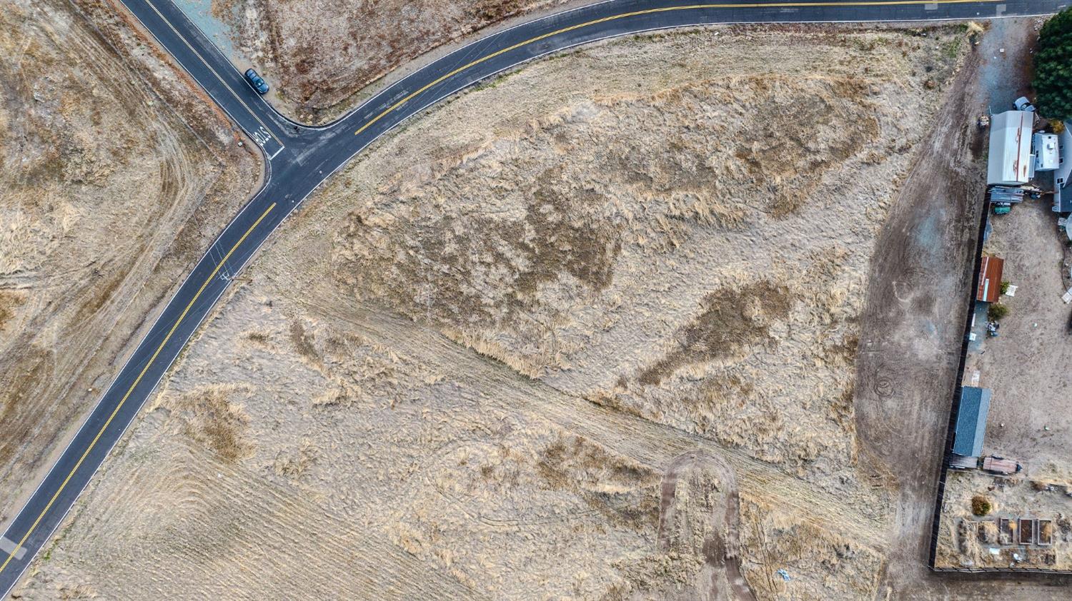 1995 Fox Court Ione, CA 95640 - Photo 30 of 42 a view of a yard from a balcony