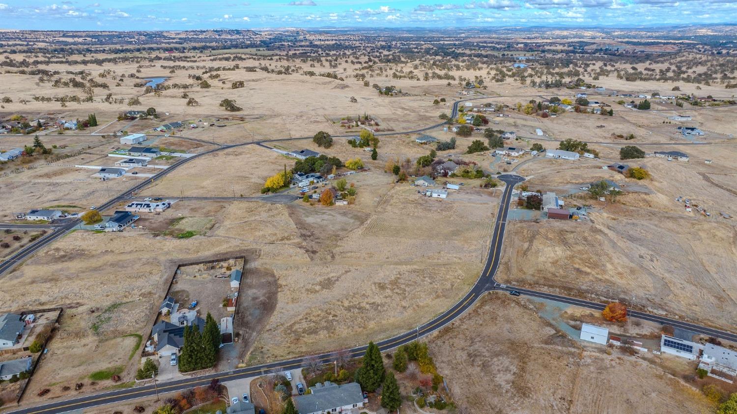 1995 Fox Court Ione, CA 95640 - Photo 35 of 42 an aerial view of a house with a yard