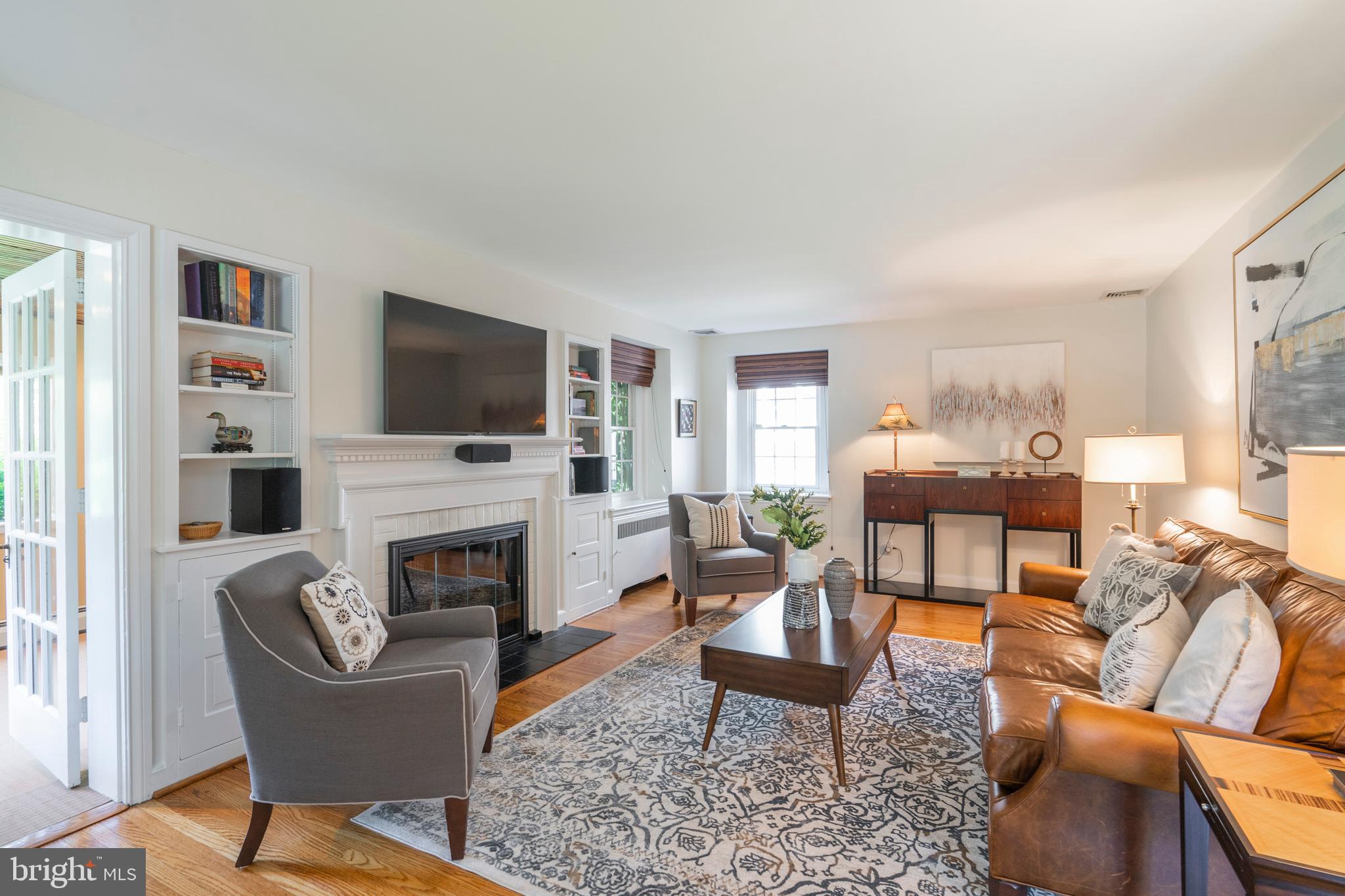 700 Cambridge Road Bala Cynwyd, PA 19004 - Photo 5 of 47 Living Room