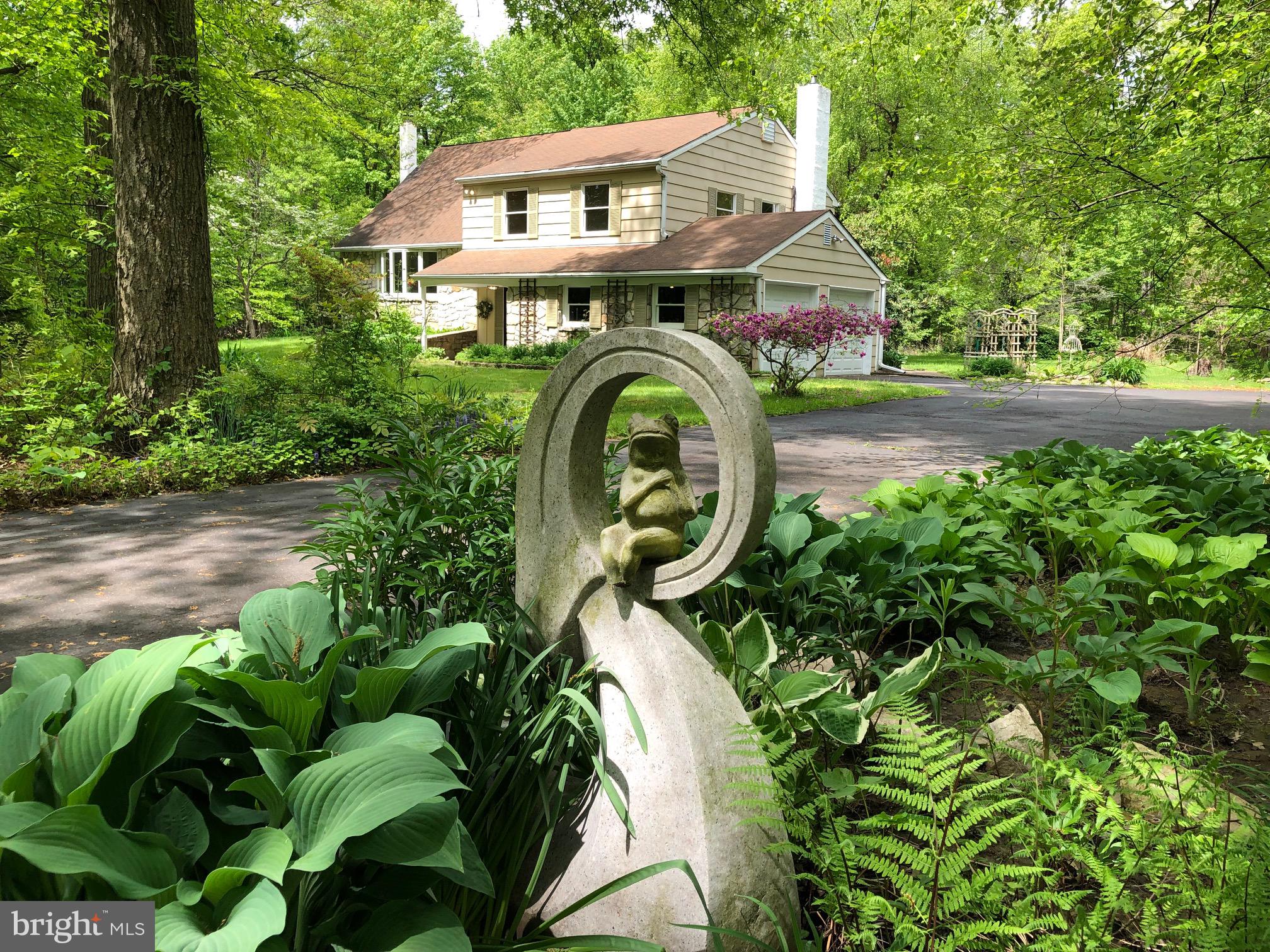 6249 Stump Road Pipersville, PA 18947 - Photo 1 of 31 Front view - garden island in driveway