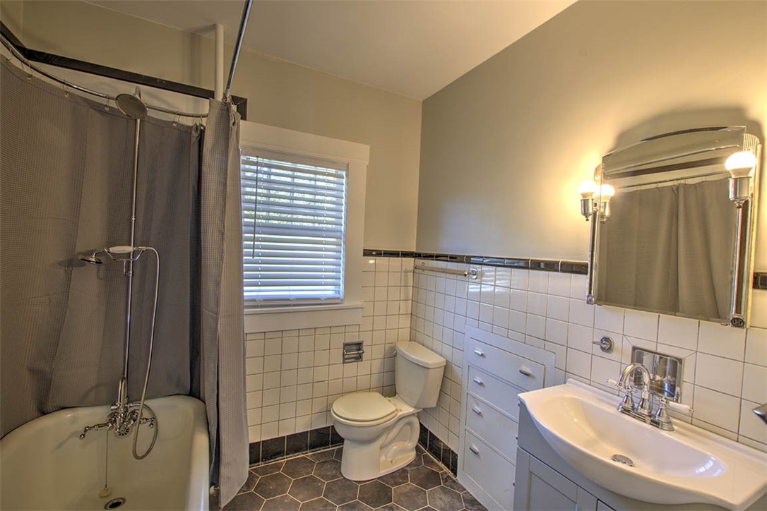 465 South Mc Clellan Avenue Decatur, IL 62522 - Photo 19 of 36