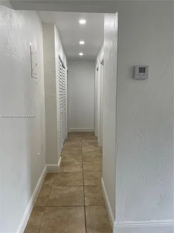 $390,000 | 8607 Southwest 68th Court, Unit 26, Pinecrest, FL 33156