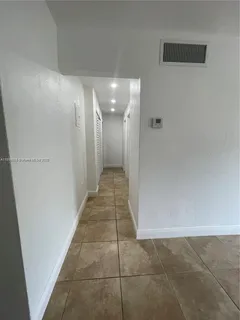 $390,000 | 8607 Southwest 68th Court, Unit 26, Pinecrest, FL 33156