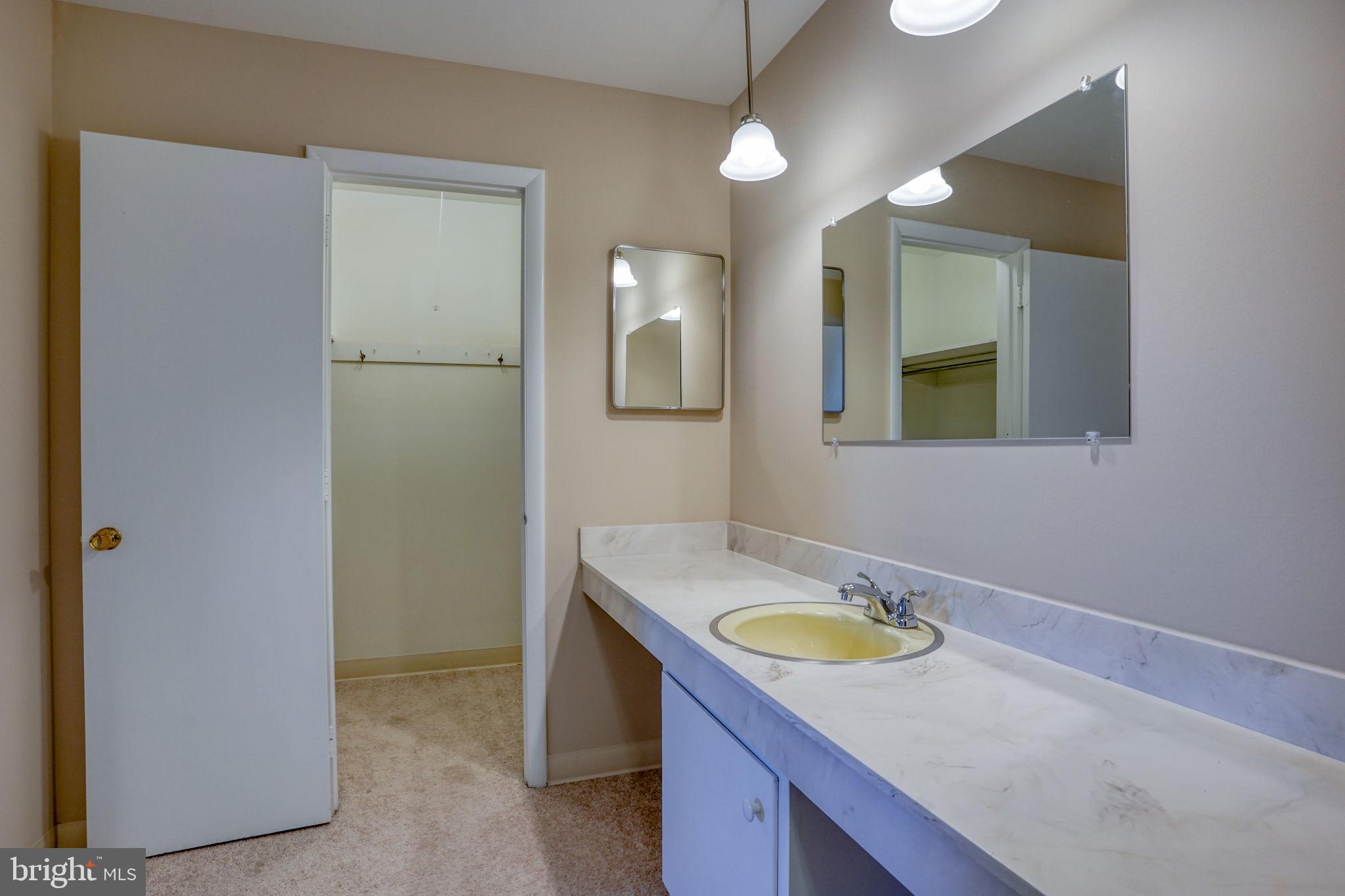 2421 Dorval Road Wilmington, DE 19810 - Photo 27 of 49