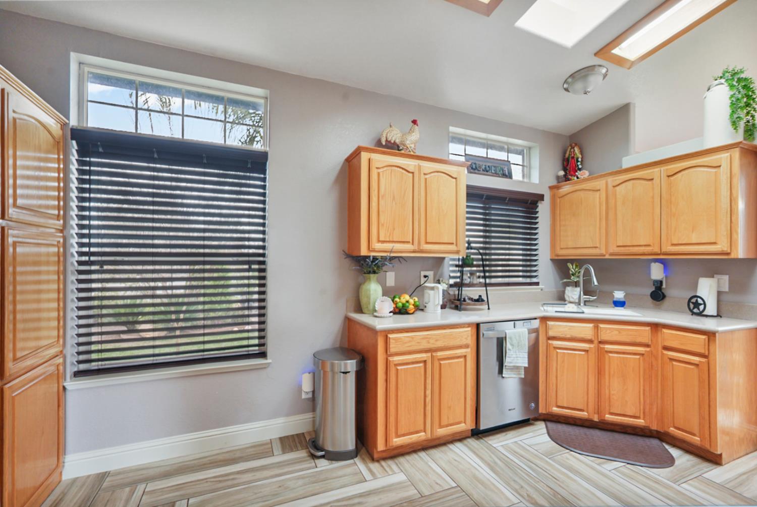 3261 East Calimyrna Road Acampo, CA 95220 - Photo 19 of 46 Manufactured Home Kitchen