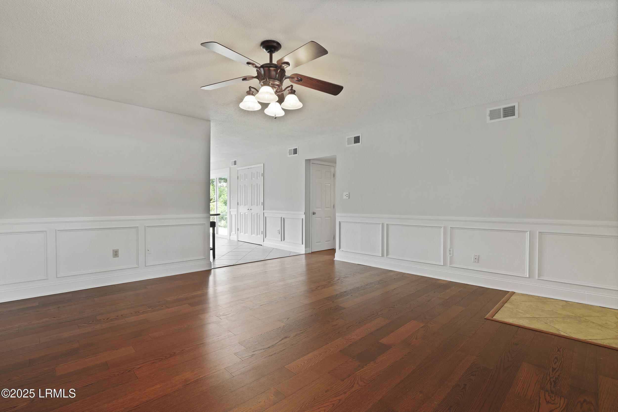 25 Sams Point Road, Unit D1 Beaufort, SC 29907 - Photo 14 of 47 14_1x2a1890