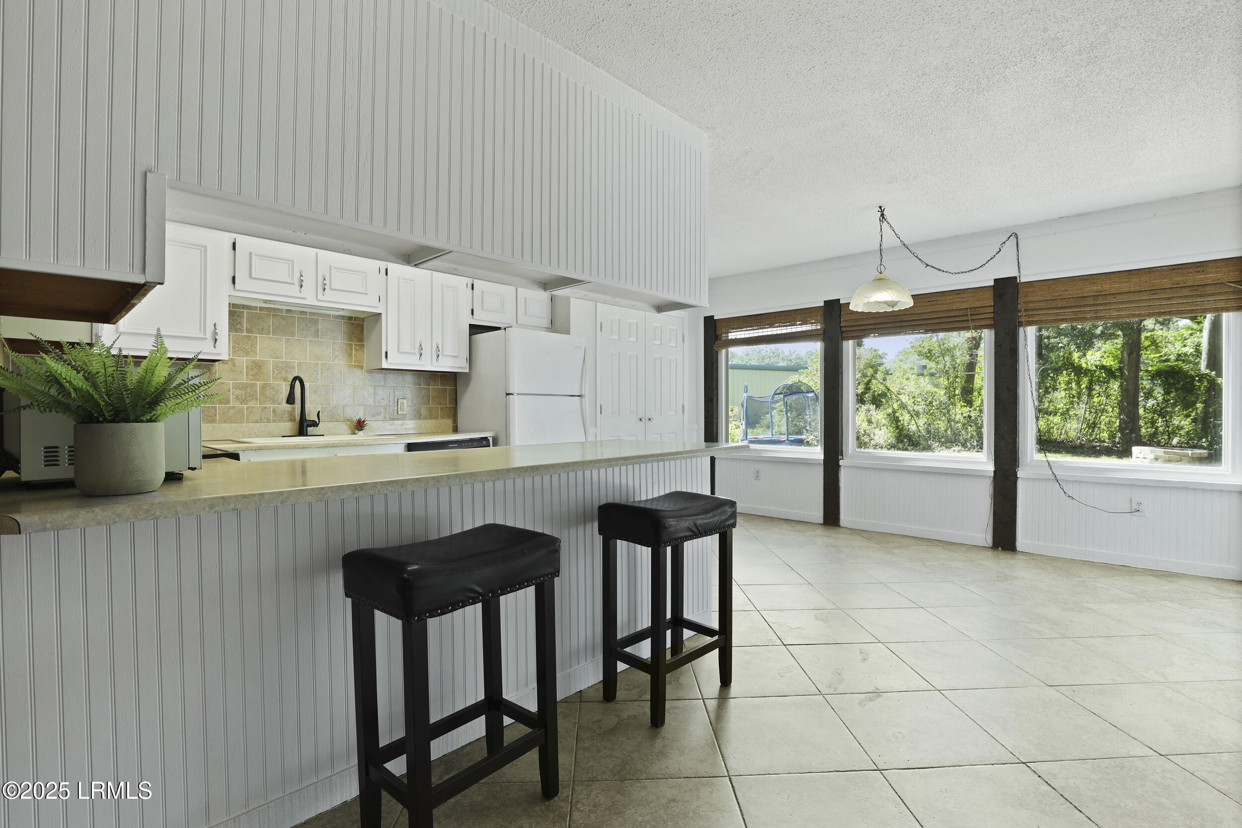 25 Sams Point Road, Unit D1 Beaufort, SC 29907 - Photo 17 of 47 17_1x2a1905