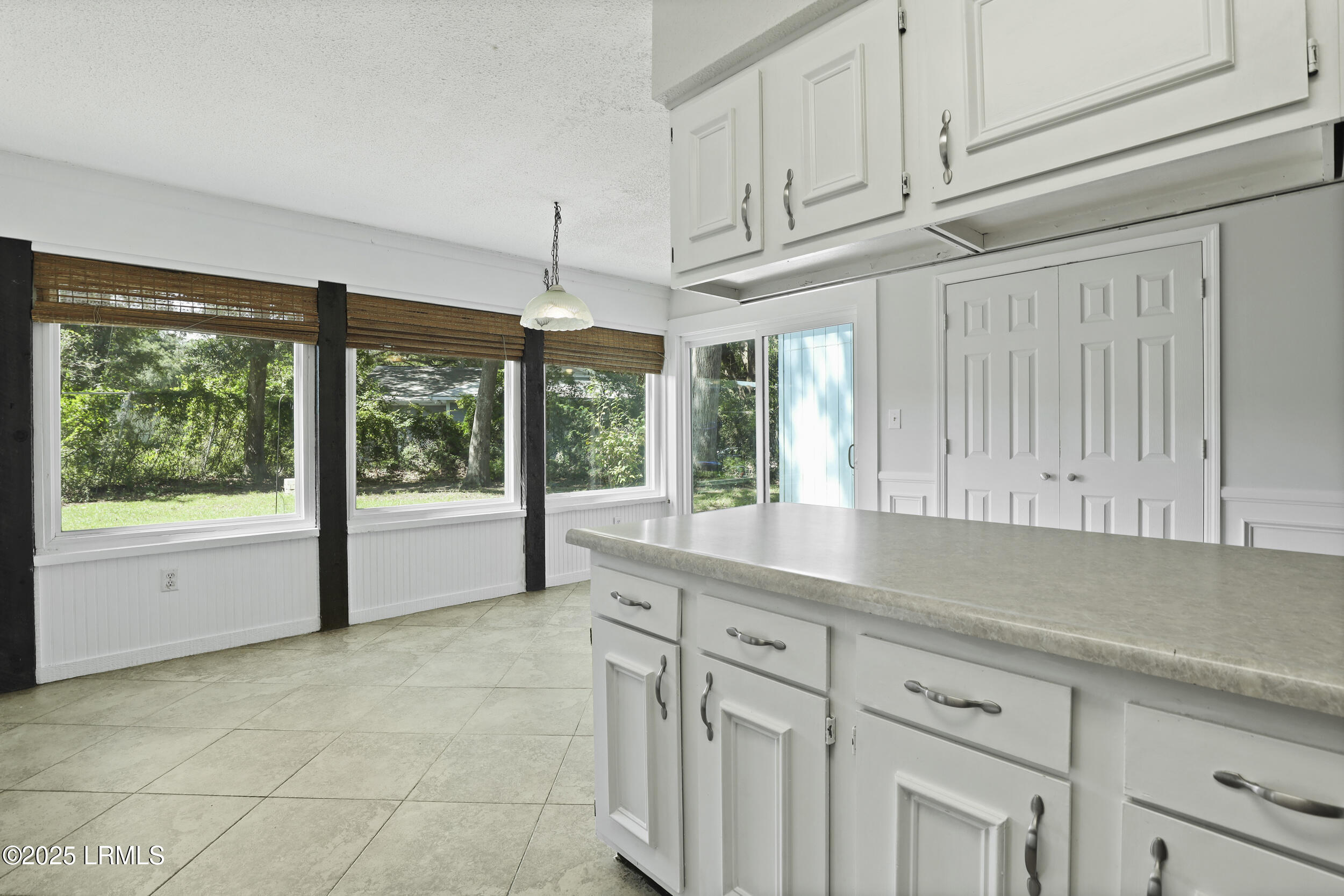 25 Sams Point Road, Unit D1 Beaufort, SC 29907 - Photo 24 of 47 24_1x2a1940