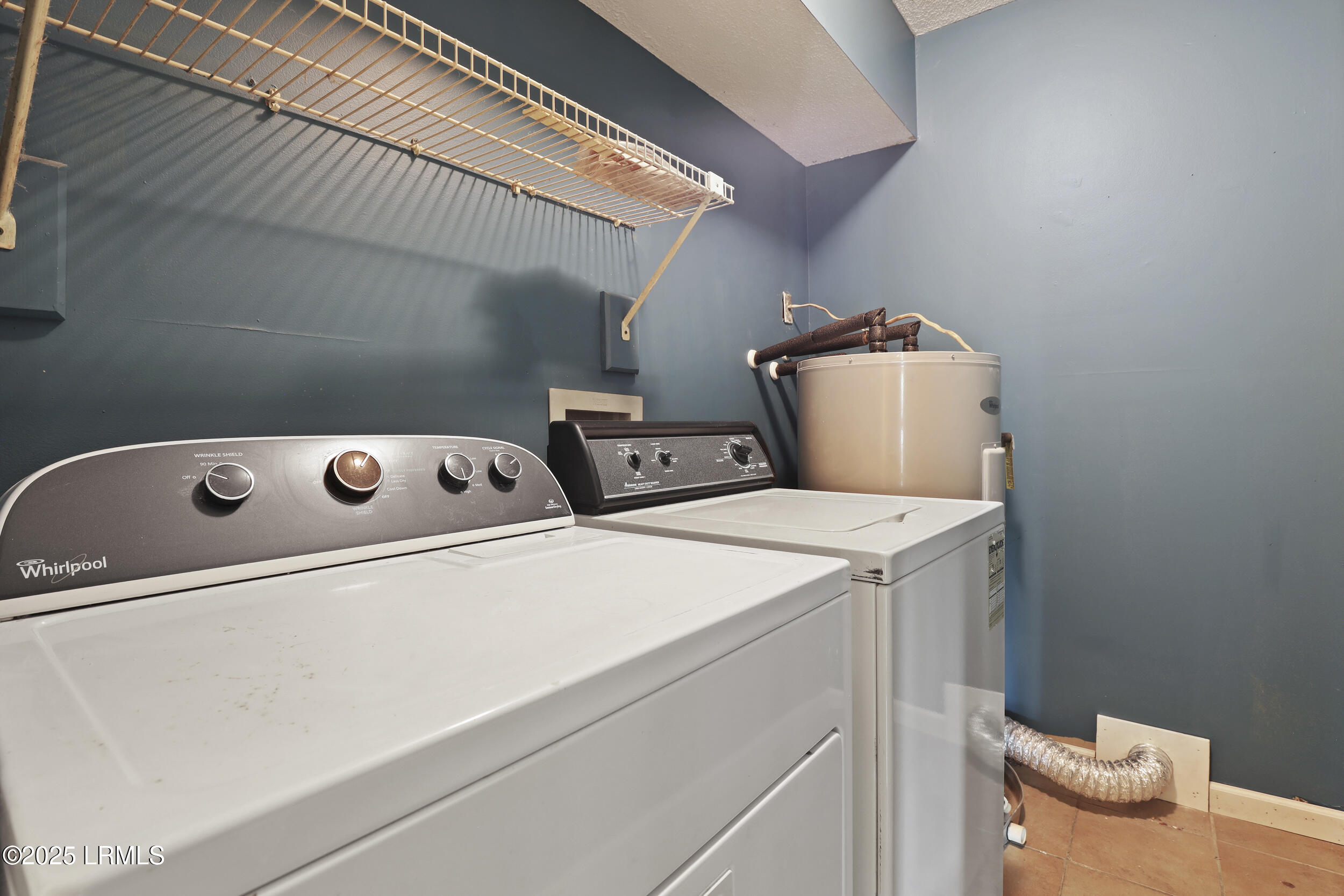 25 Sams Point Road, Unit D1 Beaufort, SC 29907 - Photo 27 of 47 27_1x2a1955