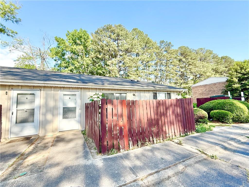 4701 Flat Shoals Road, Unit 2B Union City, GA 30291 - Photo 14 of 14 a view of a back yard of the building