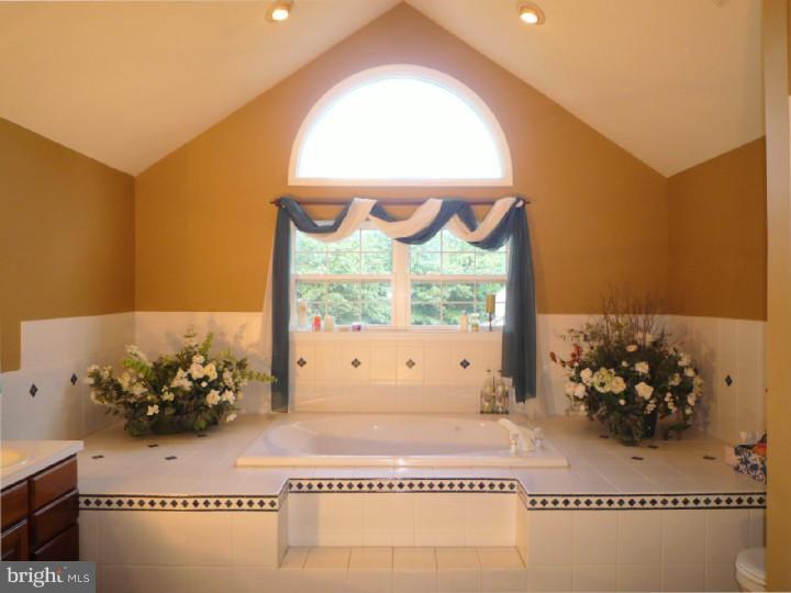 305 Stokes Road Vincentown, NJ 08088 - Photo 19 of 25 Gallery Image 19