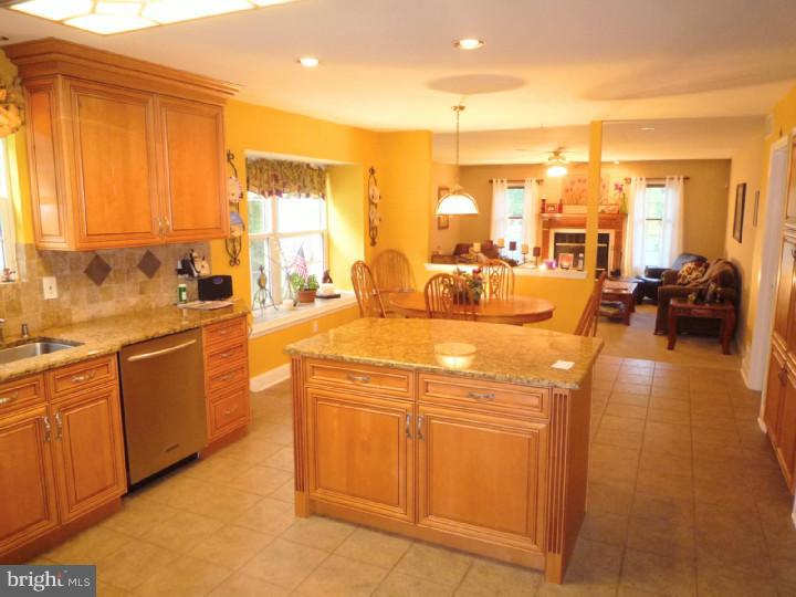 305 Stokes Road Vincentown, NJ 08088 - Photo 3 of 25 Gallery Image 3
