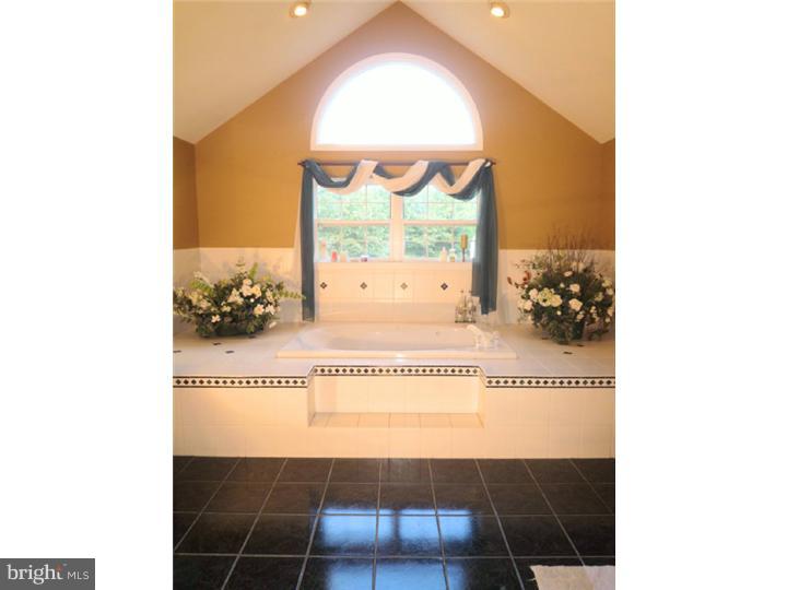 305 Stokes Road Vincentown, NJ 08088 - Photo 23 of 25 Gallery Image 23