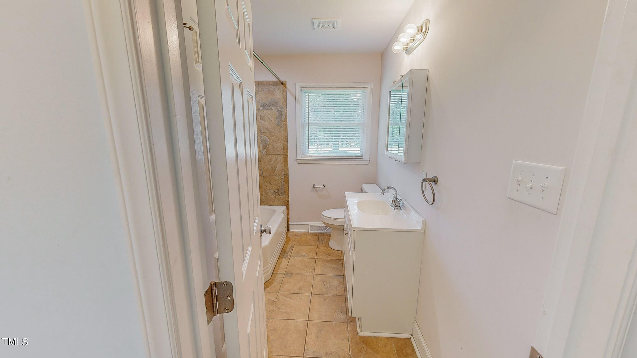 2135 Oxford Road Roxboro, NC 27574 - Photo 24 of 31 2135-Oxford-Rd-05302024_152201