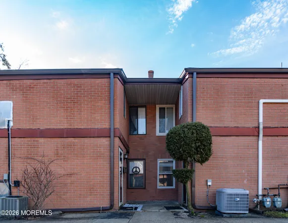 $242,500 | 48 Northrup Drive, Unit 196, Brick, NJ 08724