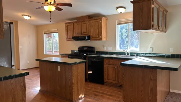 $825,000 | 9080 El Dorado Trail, Mountain Ranch, CA 95246