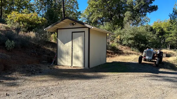 $825,000 | 9080 El Dorado Trail, Mountain Ranch, CA 95246
