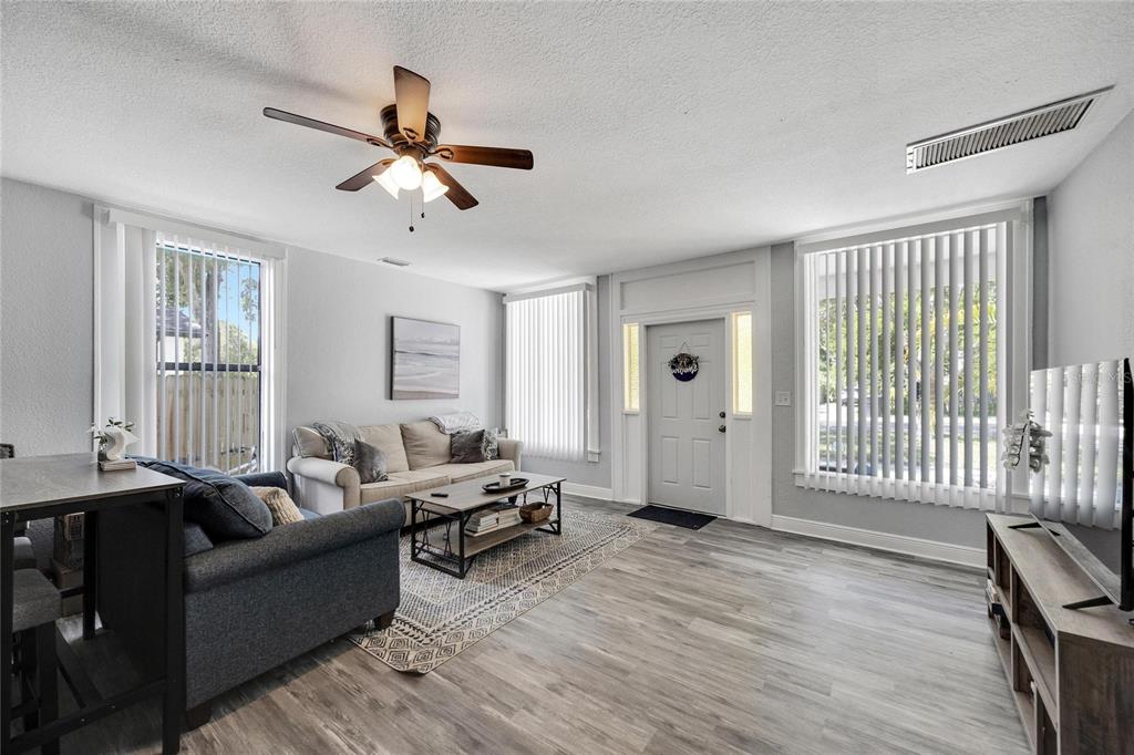 3651 Haines Road North St. Petersburg, FL 33704 - Photo 34 of 53