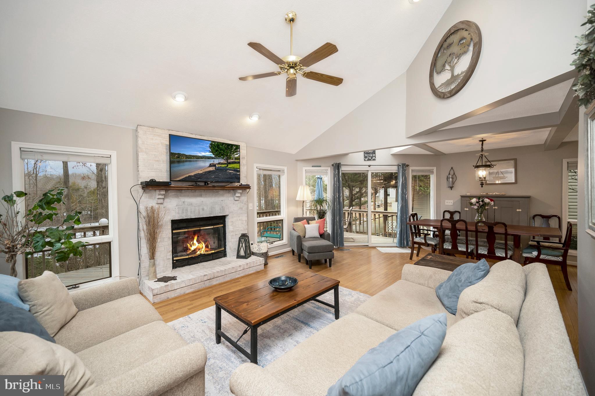 2005 Lakeview Parkway Locust Grove, VA 22508 - Photo 8 of 52 Vaulted ceilings here really elevate the lake life