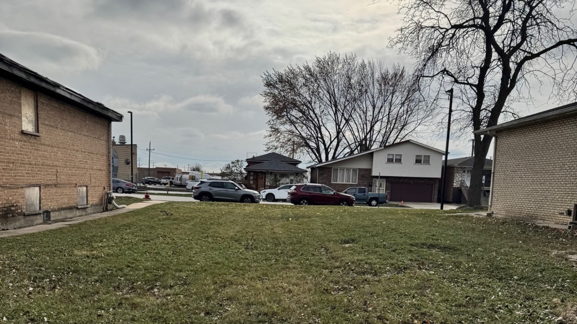 7224 West 63rd Place Summit, IL 60501 - Photo 2 of 4