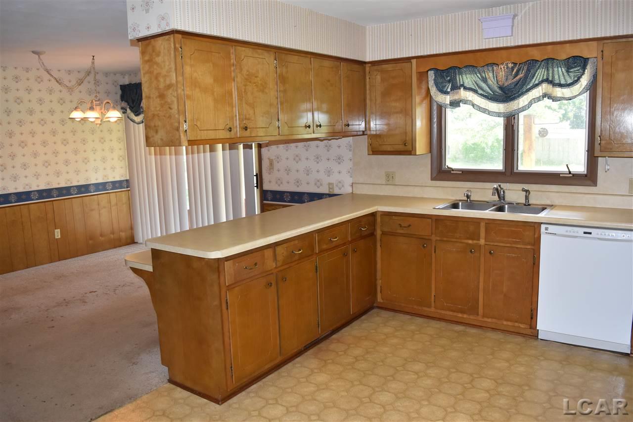 2310 Airport Road Adrian, MI 49221 - Photo 8 of 23 KITCHEN 2