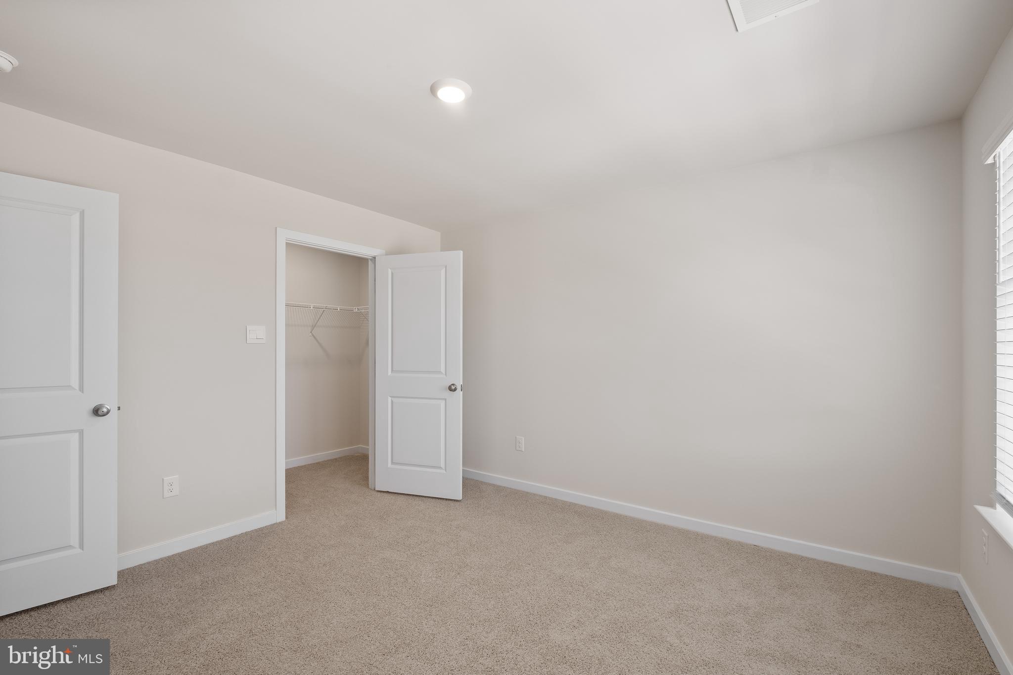 5019 Silver Oak Drive Rosedale, MD 21237 - Photo 27 of 43 a view of an empty room