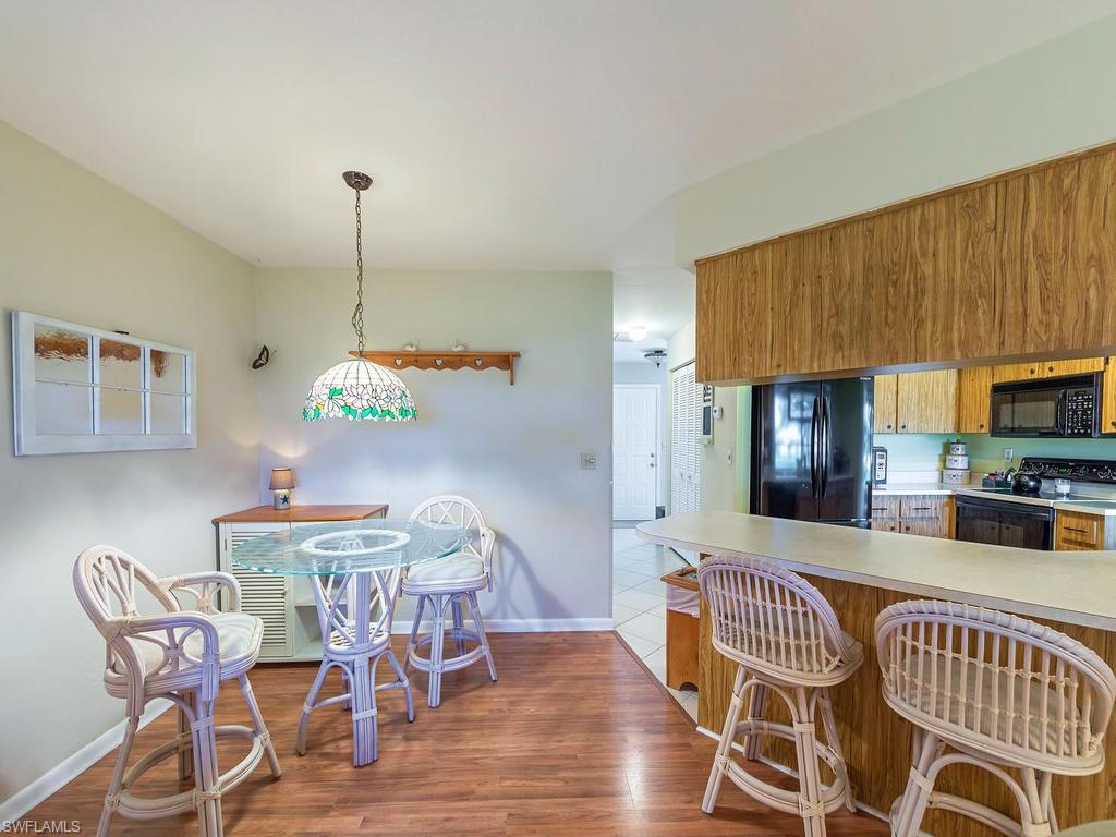 Informal dining area in the family room