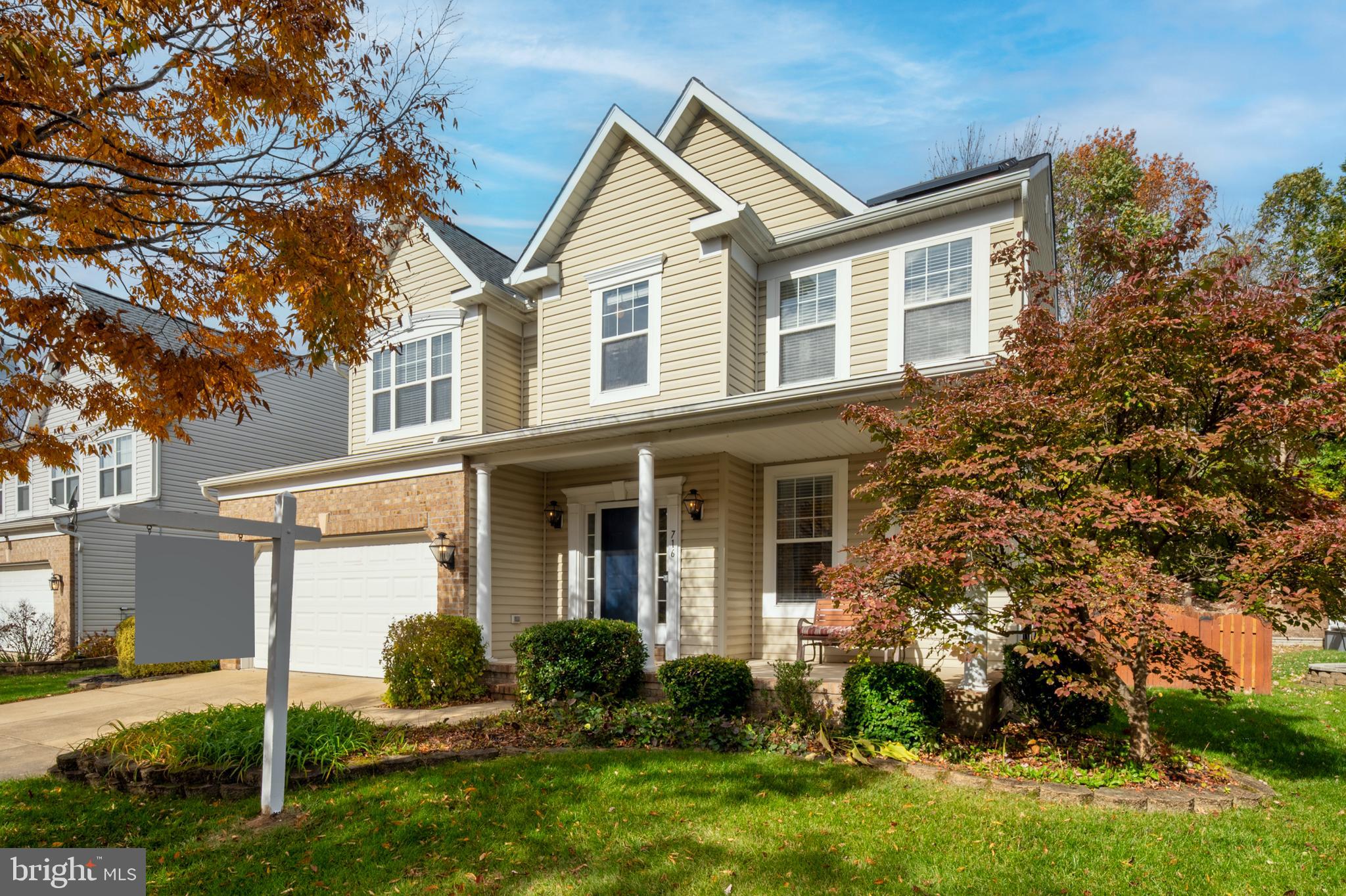 front view of house with a yard