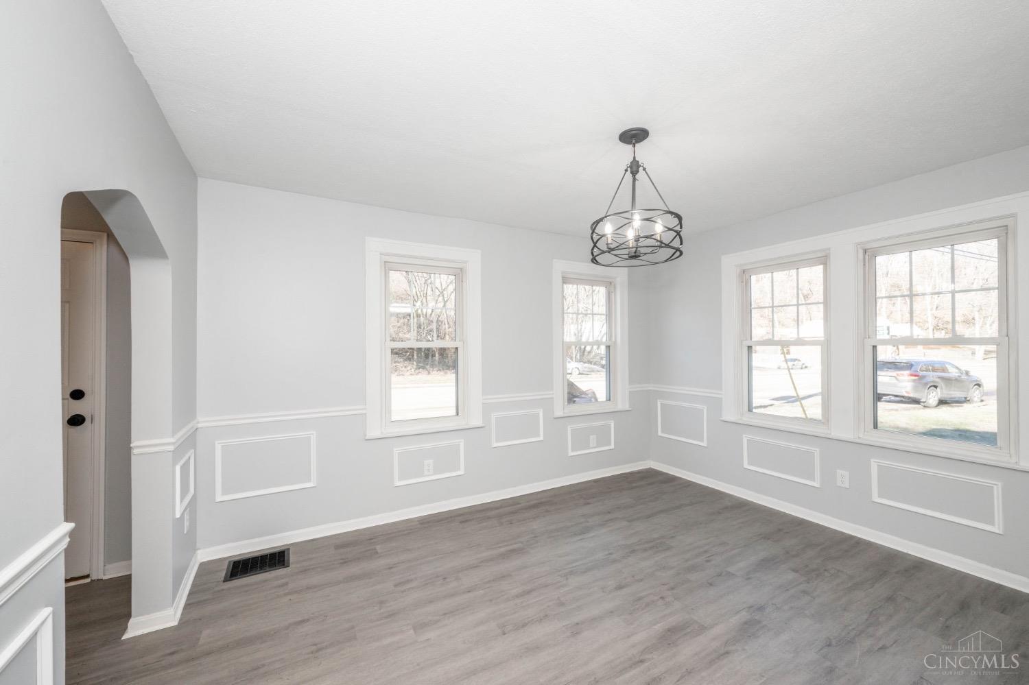 4219 Delhi Road Cincinnati, OH 45238 - Photo 11 of 51 Gallery Image 11