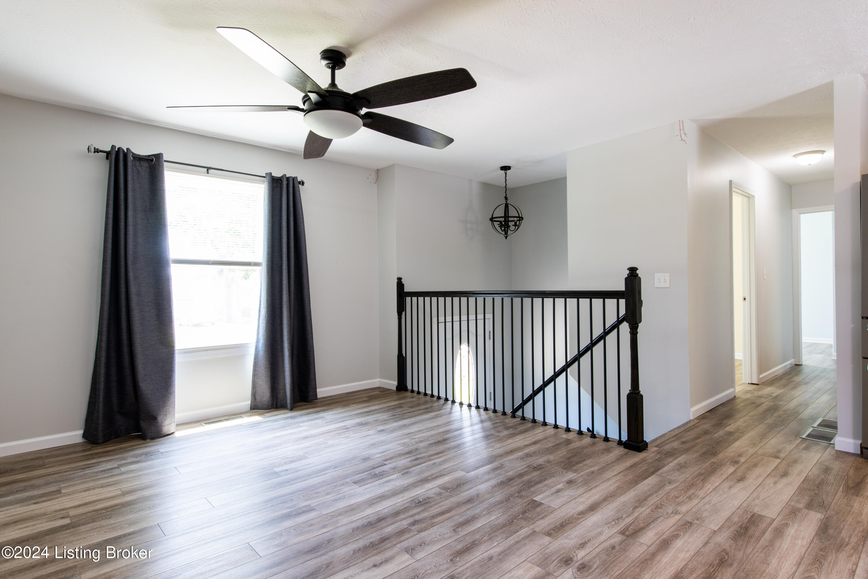 233 Western Road Louisville, KY 40229 - Photo 6 of 31 4669a - Copy