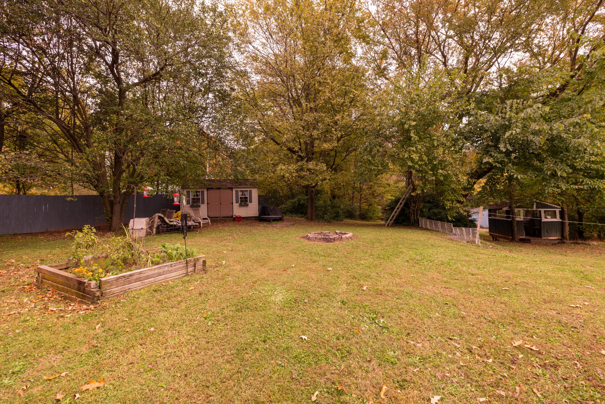 5622 Hopewell Road Springfield, TN 37172 - Photo 5 of 23 a view of a house with basketball court
