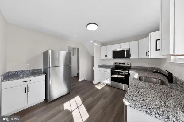 $399,900 | 11 North Skyward Drive, Newark, DE 19713